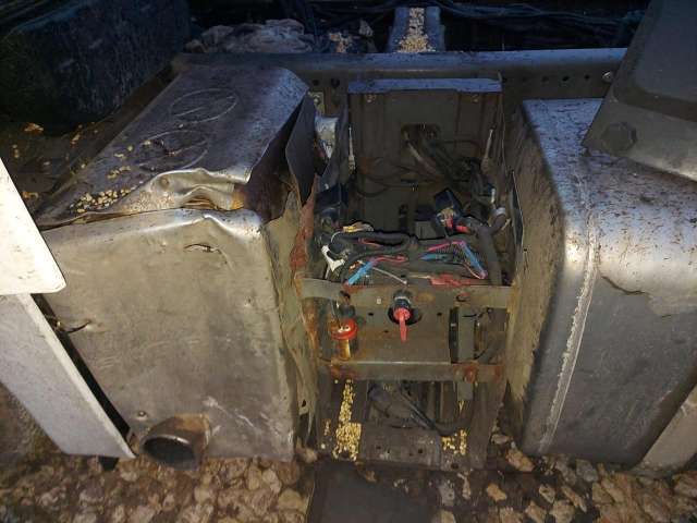 SITRAK ZZ4186V361HE 4x2 Седельный тягач  2023