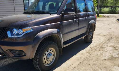 UAZ Patriot 