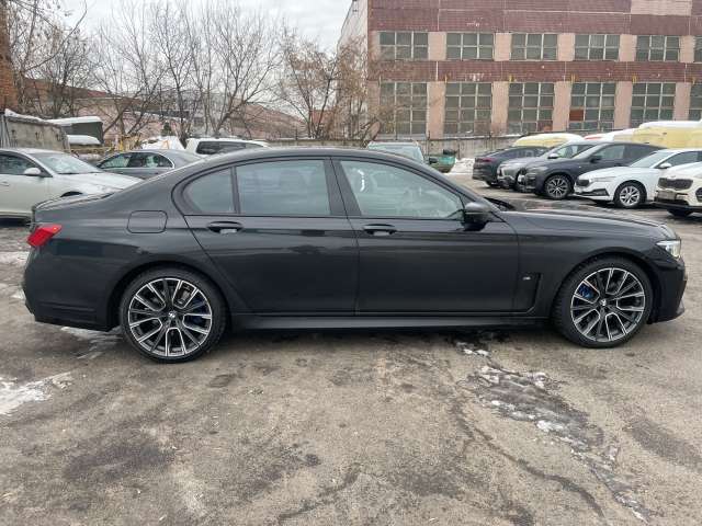 BMW 7 серия 740d xDrive 2021