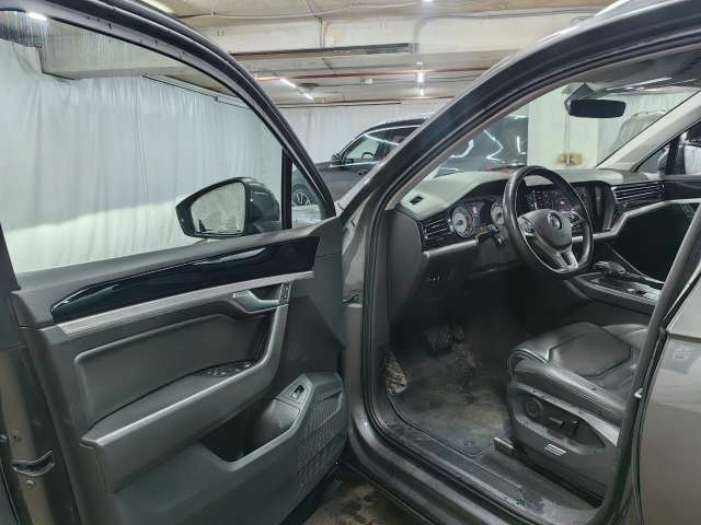 Volkswagen Touareg Respect 2.0 TSI 249hp 8AT 2020