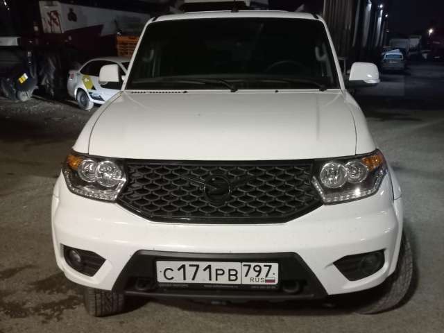 UAZ Patriot Base Limited 2.7 5MT 2024