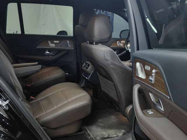 Mercedes-Benz GLS 450 4MATIC 2022