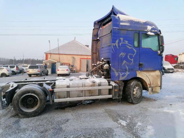 SITRAK C7H ZZ4186V361HE Седельный тягач  2023