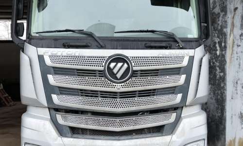 FOTON Auman EST A 4x2 седельный тягач
