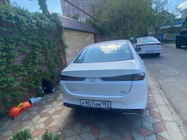 Kaiyi E5 Standard	1.5T,	CVT 2023