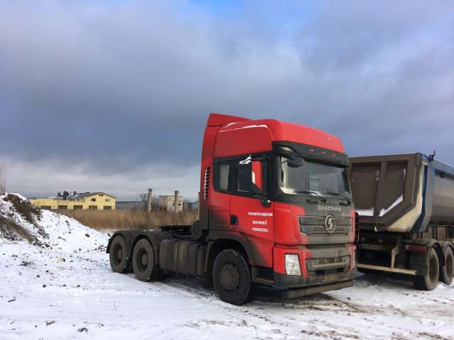 SHACMAN SX42584W324C 6x4 Седельный тягач  2023