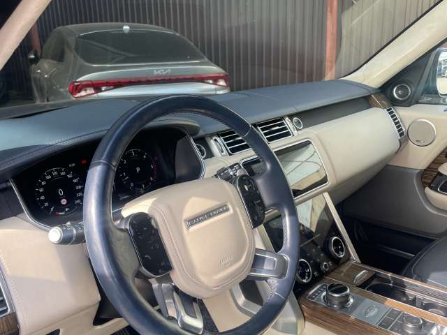 Land Rover Range Rover LWB SDV8 4.4 Autobiography 2018