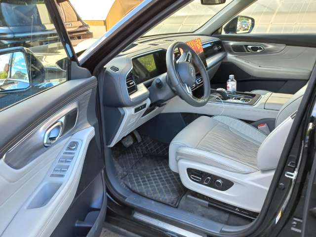GAC GS8 GX Premium 2.0 8AT 4WD 2023