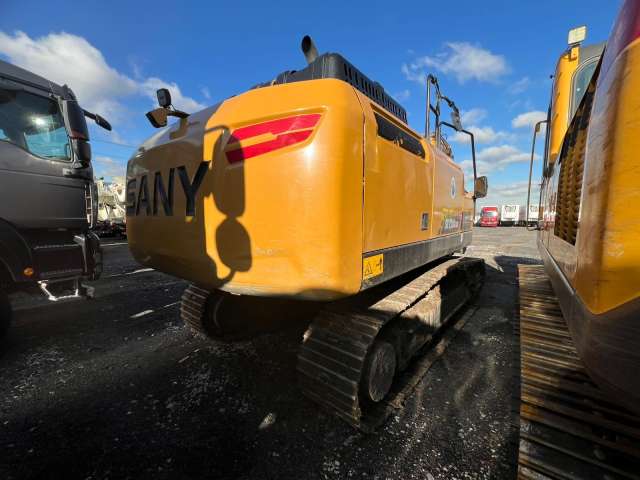 Sany SY225NLC Экскаватор гусеничный  2023