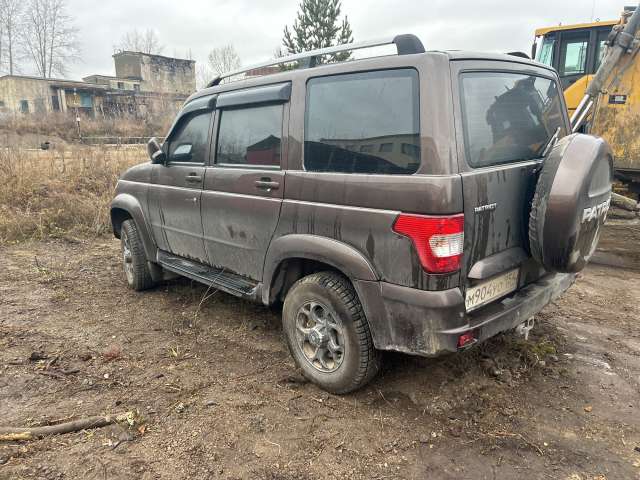 UAZ Patriot Base Limited 2.7 5MT 2023