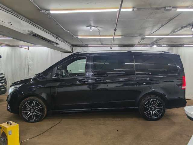Mercedes-Benz V 220 d L AMG Line+ 4MATIC 2021