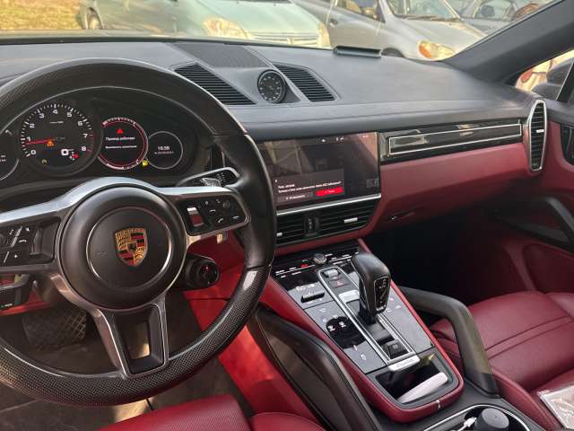 Porsche Cayenne Coupe 2020