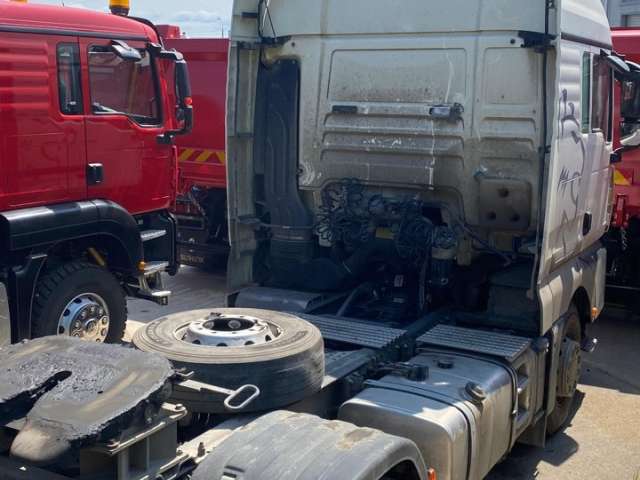 SITRAK ZZ4256V364HE 6x4 седельный тягач  2022