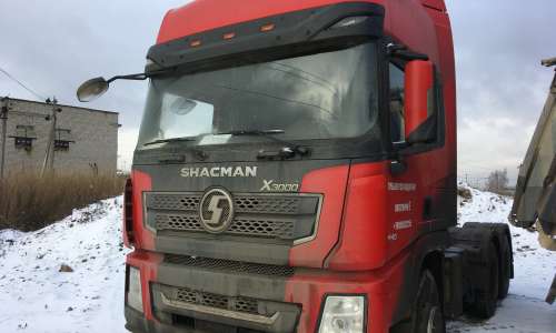 SHACMAN SX42584W324C 6x4 Седельный тягач 