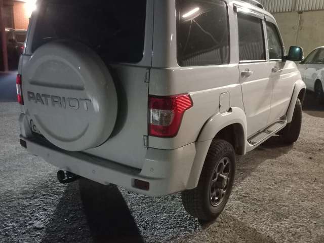 UAZ Patriot Base Limited 2.7 5MT 2024