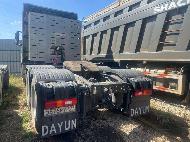 Dayun CGC4250 6x4 Седельный тягач  2023