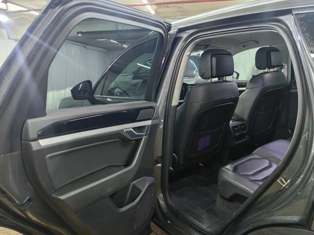Volkswagen Touareg Respect 2.0 TSI 249hp 8AT 2020