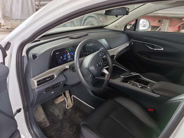Changan UNI-T 1.5 Tech DCT 4x2 2023
