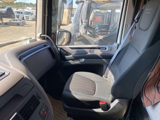 DAF XF 4x2 Седельный тягач  2022