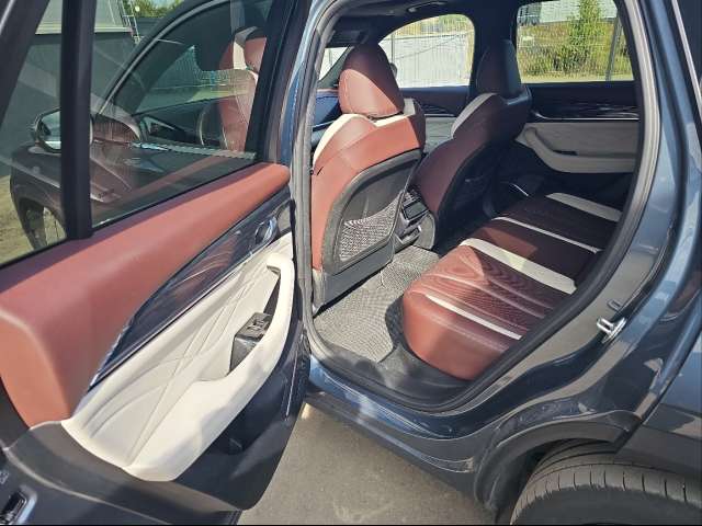 Geely Monjaro Flagship 2023