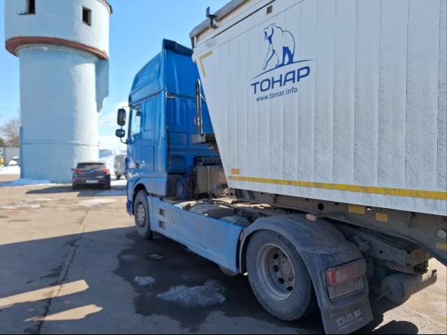DAF XF 6x2 Седельный тягач  2017