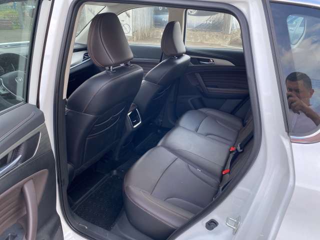 Changan CS35 Plus Luxe 1.6 6AT 2022