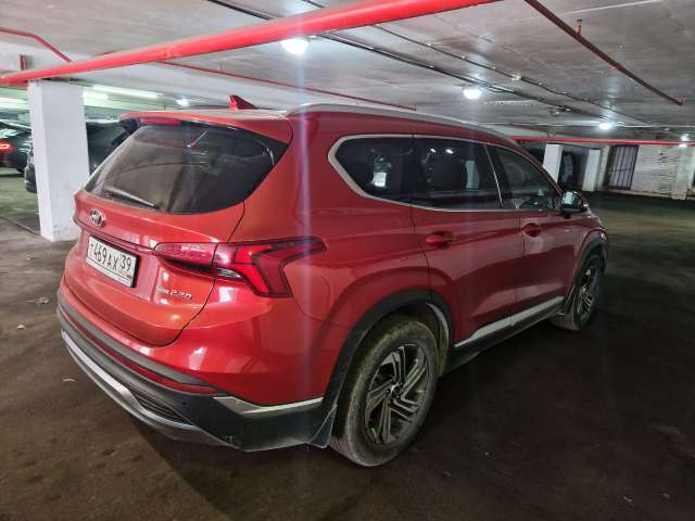 Hyundai Santa Fe High-Tech 2.2d 8DCT 2021