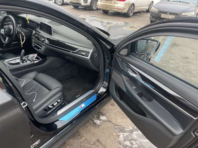 BMW 7 серия 740d xDrive 2021