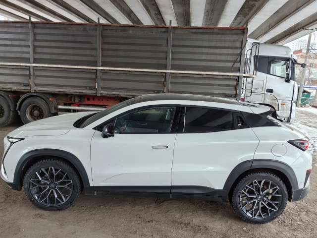 Changan UNI-T 1.5 Tech DCT 4x2 2023