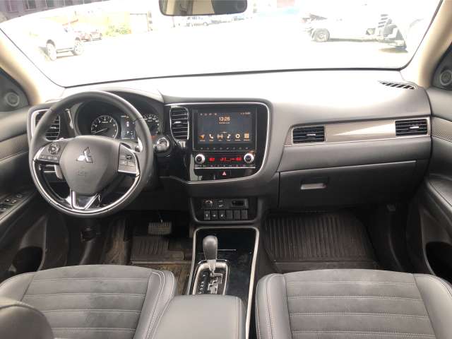Mitsubishi Outlander Instyle 2.4 CVT 4WD 2021