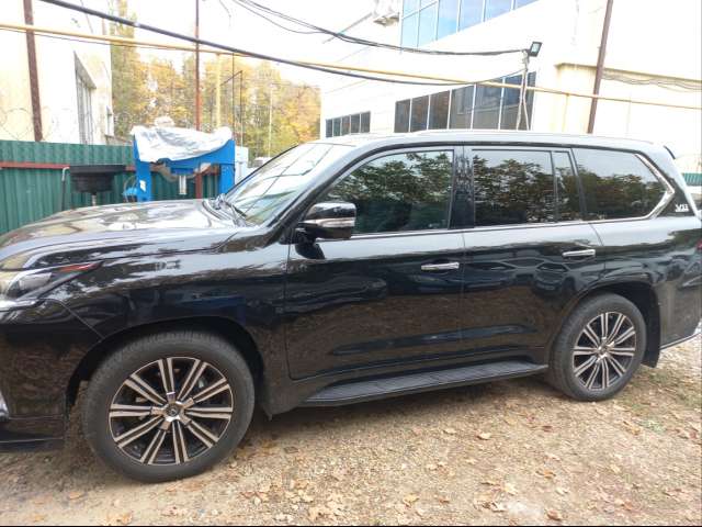 Lexus LX 570 Heritage V8 2021