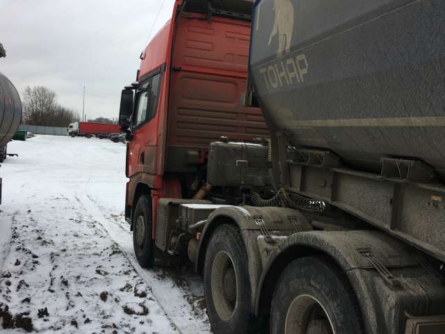 SHACMAN SX42584W324C 6x4 Седельный тягач  2023