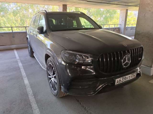 Mercedes-Benz GLS 450 4MATIC 2022