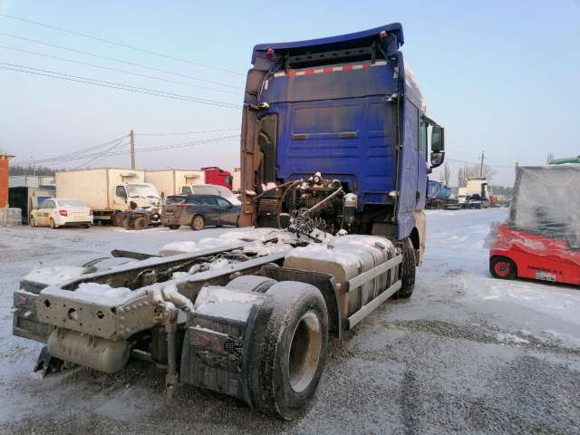 SITRAK C7H ZZ4186V361HE Седельный тягач  2023