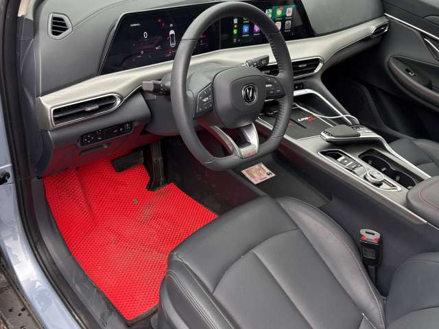 Changan UNI-T 1.5 Tech DCT 4x2 2024