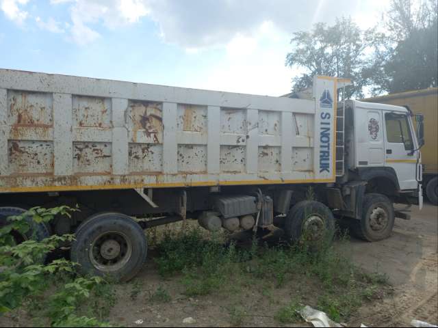 HOWO HW76 ZZ3407S3867E 8х4 Самосвал  2019